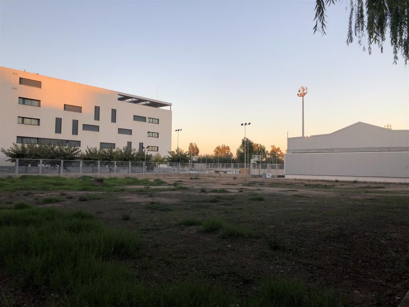 El ple desencalla la construcció del nou pavelló poliesportiu, aturat des del 2010 